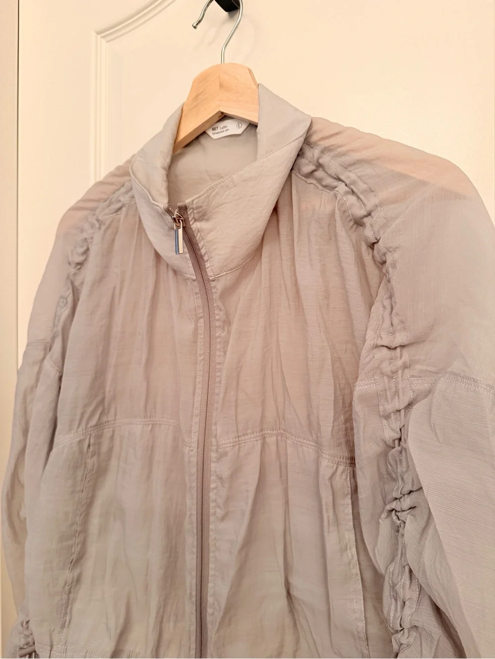 Light Gray Ruched Sleeve Cropped Bomber Jacket